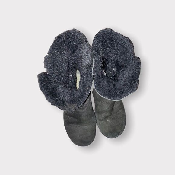 UGG Shoes - Ugg Classic Black Suede Boots Shoe Size 8